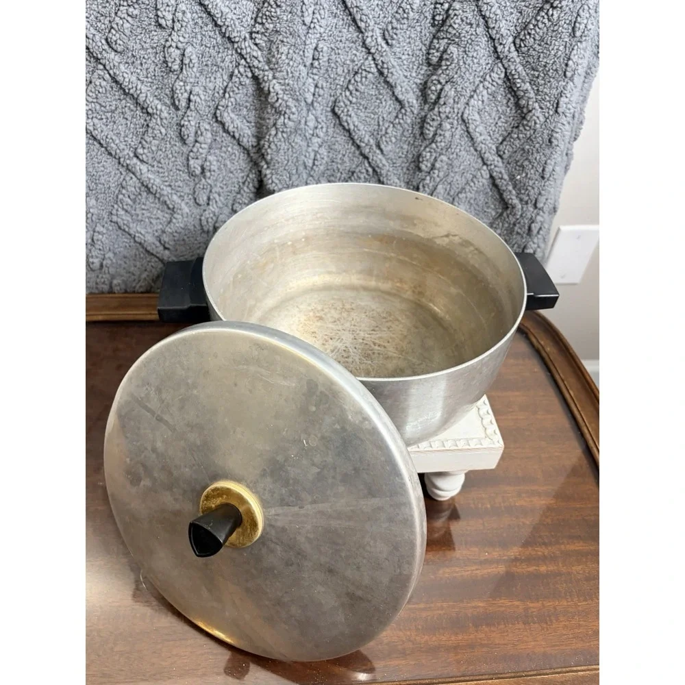 Vintage Famous Chef Aluminum Stock Pot with Lid